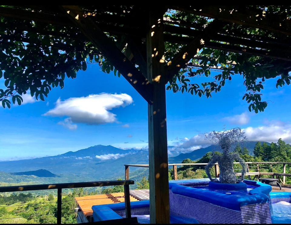 Bed and Breakfast El Refugio La Brisa Del Diablo Валье-Орнито Экстерьер фото