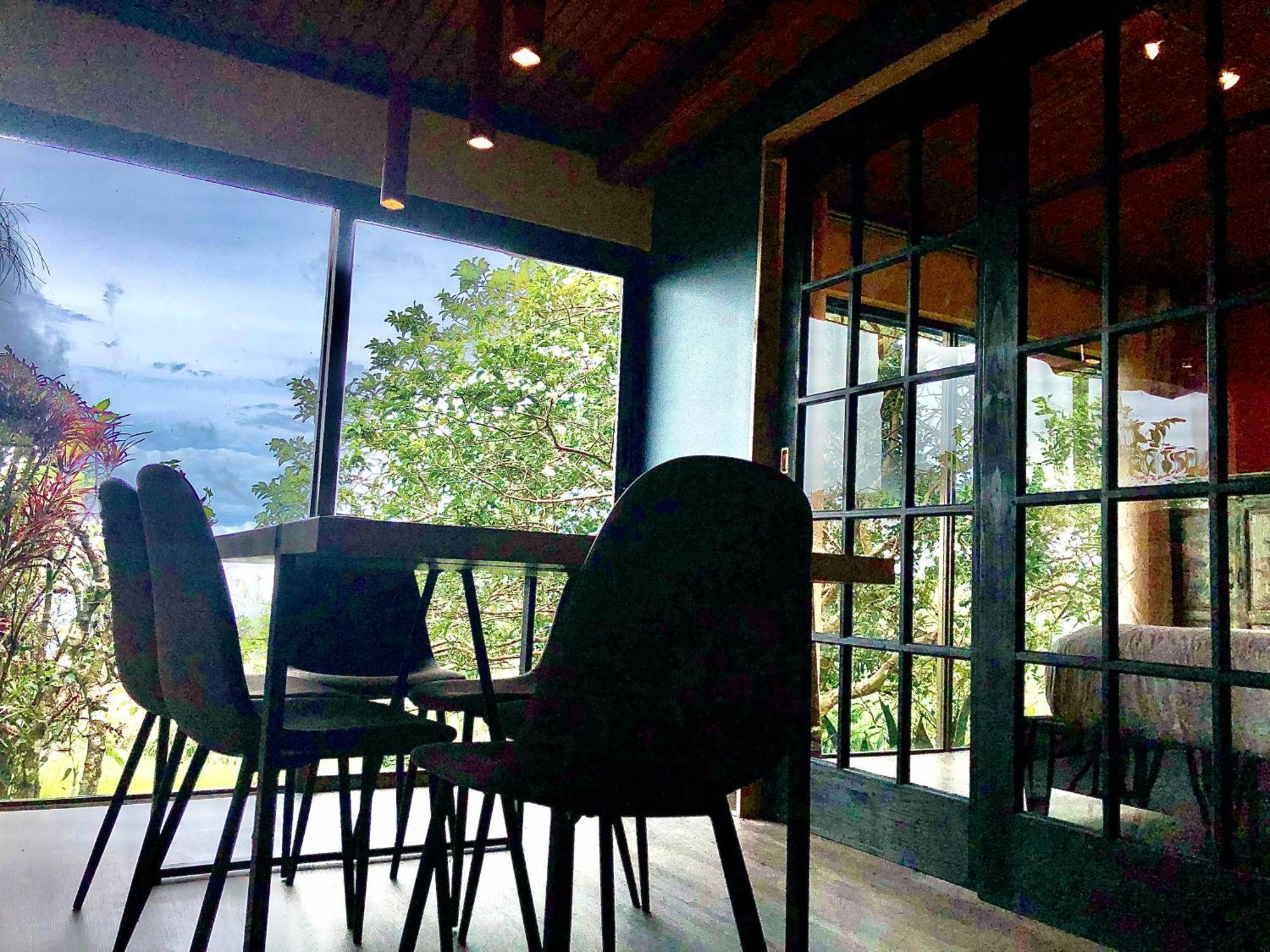 Bed and Breakfast El Refugio La Brisa Del Diablo Валье-Орнито Экстерьер фото